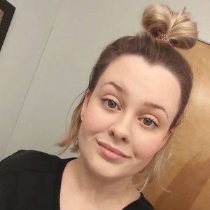 Hi! My names Alanna! 🤗